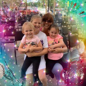 Meet your Posher, Sharon